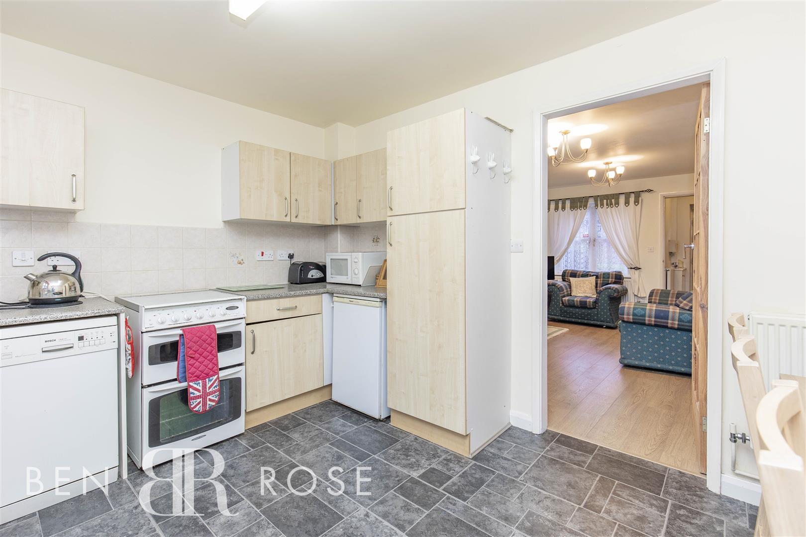 Acer Grove, Preston